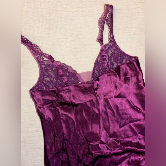 Victorias Secret Gold Label Camisole Nightgown Size M Purple Maxi Lace Sexy Slit - Picture 9 of 10